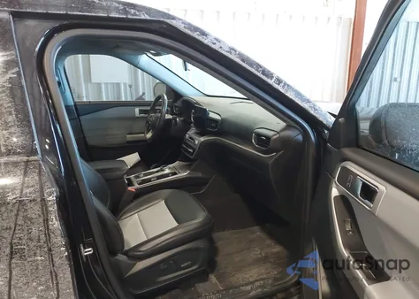 2022 Ford Explorer Xlt из США, поврежденный, VIN 1FMSK8DH8NGA23201
